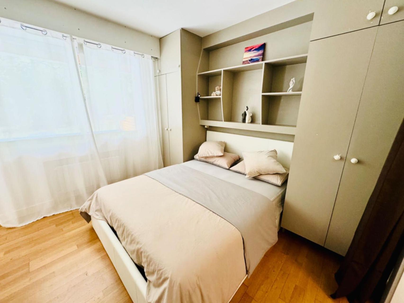 2 Bedrooms Near Tour Eiffel Free Parking High Security Appartement Parijs