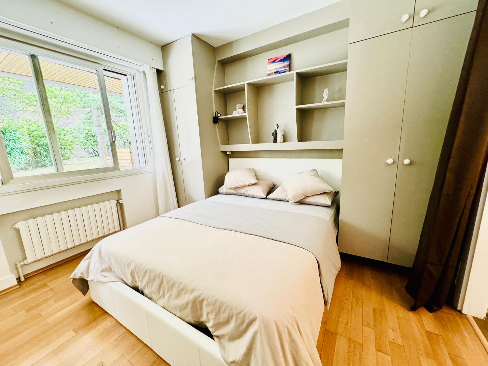 Appartement 2 Bedrooms Near Tour Eiffel Free Parking High Security Parijs
